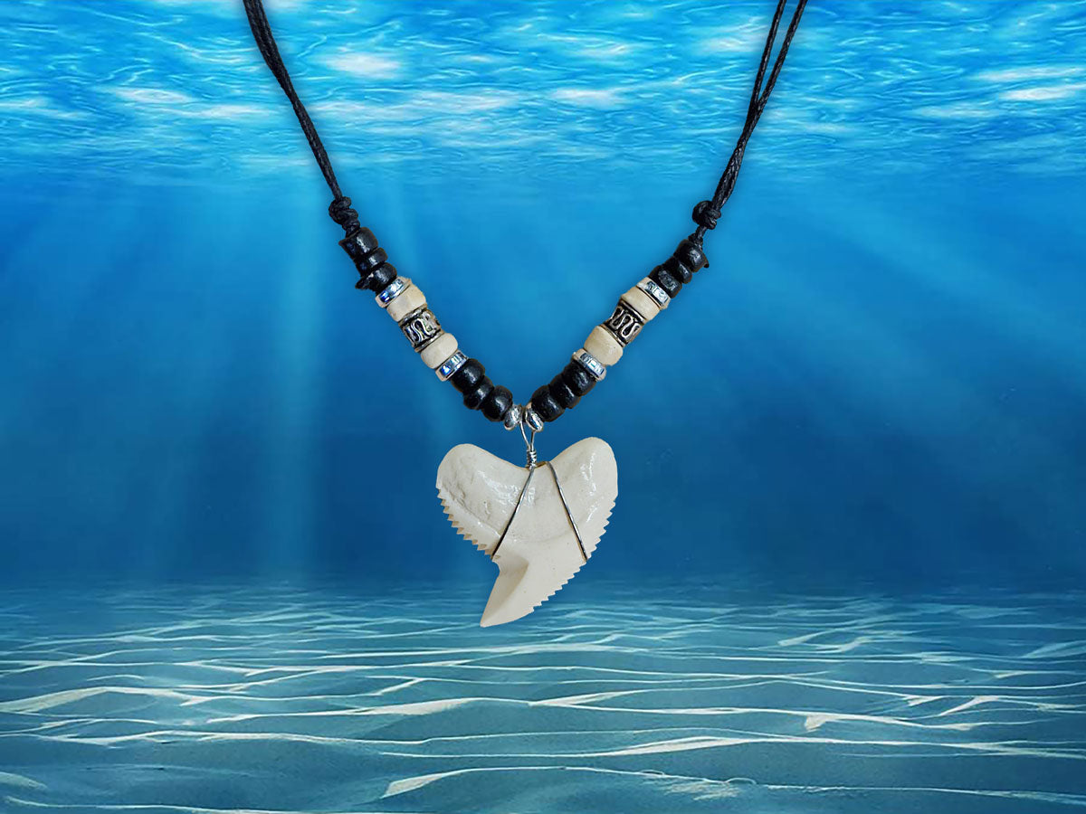 Adjustable Resin Tiger Shark Tooth Necklace