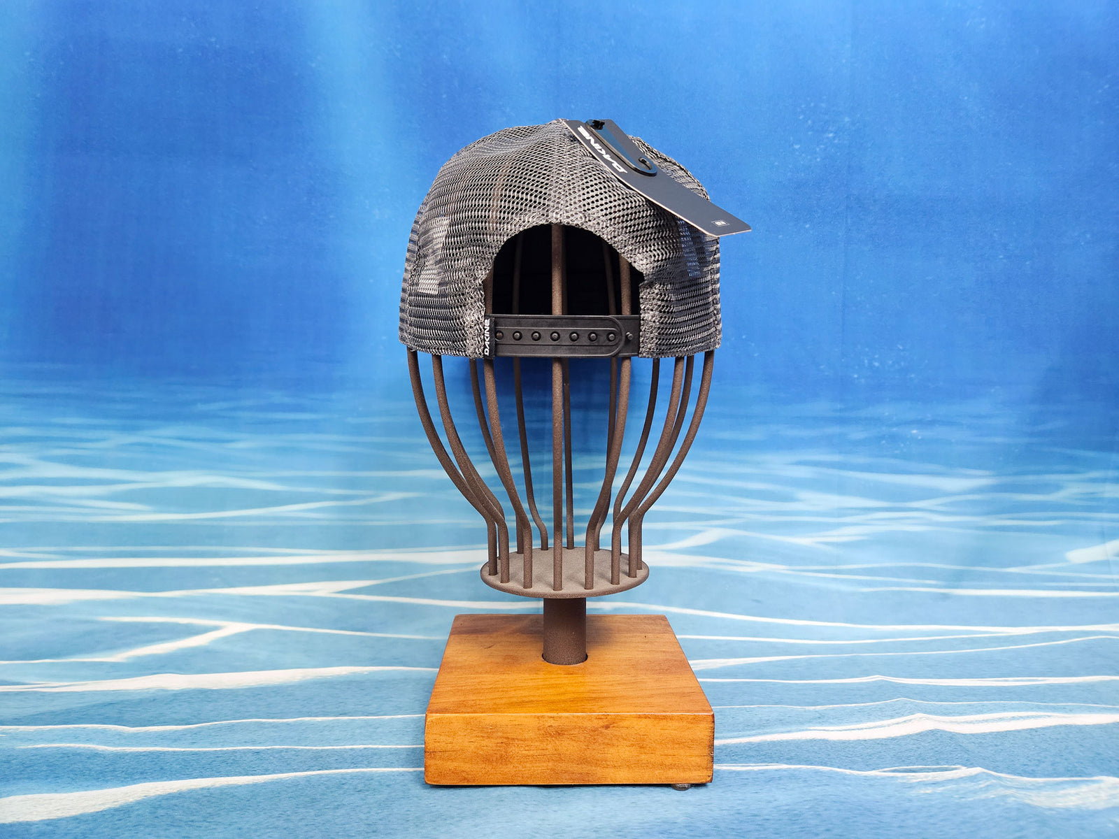 Dakine Shoreline Trucker