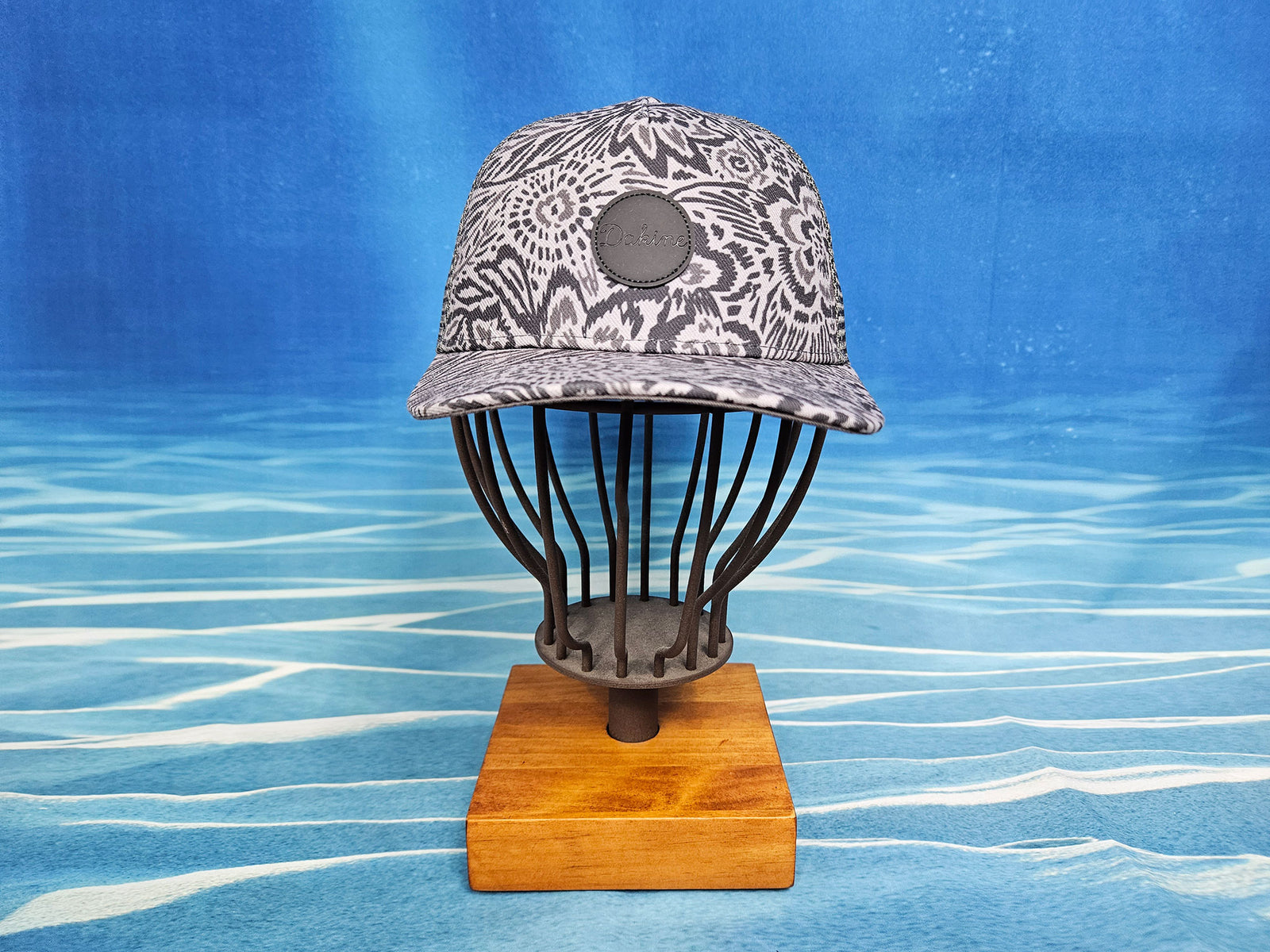 Dakine Shoreline Trucker