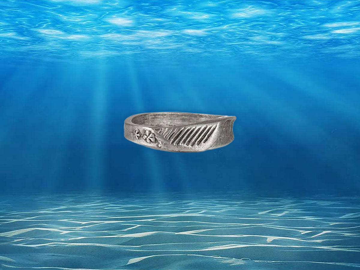 Flower Wave Pewter Ring